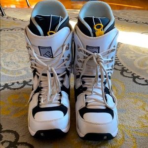 Burton men’s freestyle imprint2 snowboarding boots